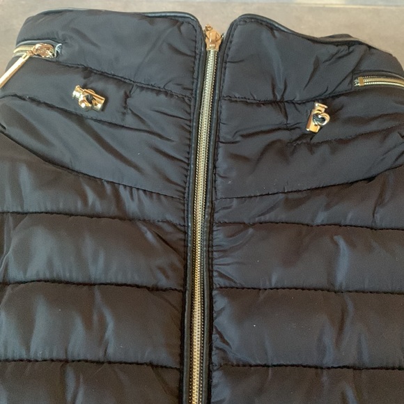 Women’s YMI Black Puffer Vest with Fleece Lining Size L - Picture 12 of 13